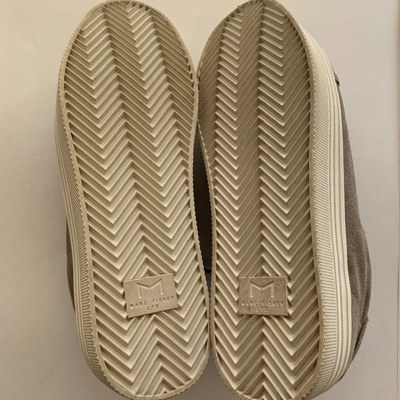 Marc Fisher LTD Mlemmy Platrform Suede Sneaker - Picture 4 of 5